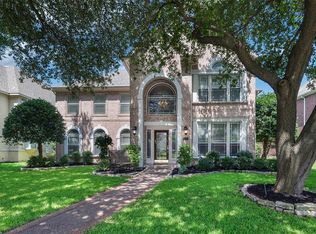 18407 Gibbons Dr, Dallas, TX 75287