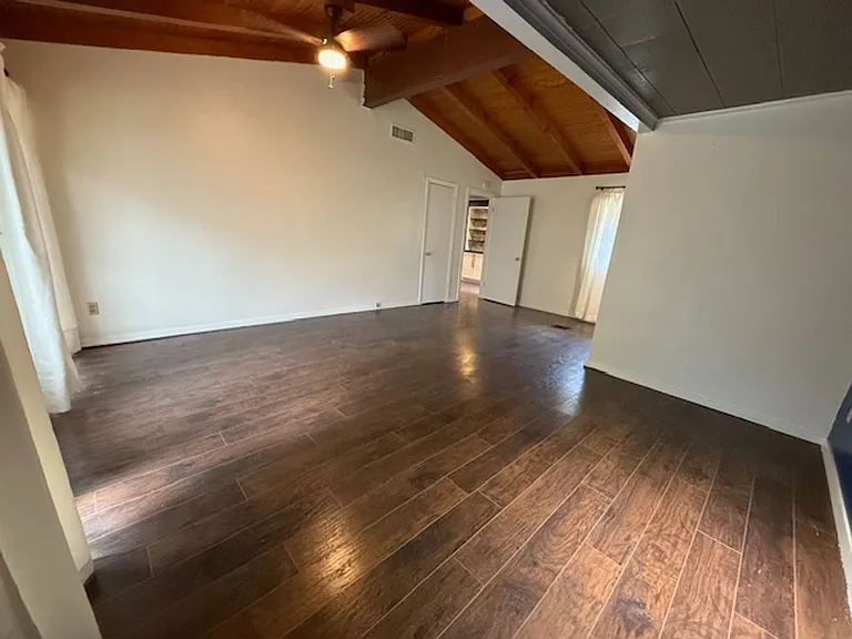 2073 Highland Ave — Photo 19