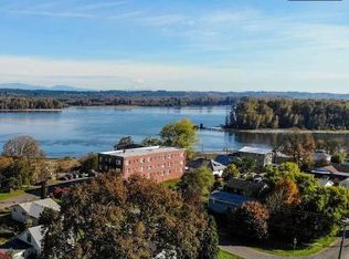 405 S 2nd St APT 204, Saint Helens, OR 97051