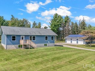 9893 Y.25 Ln, Rapid River, MI 49878