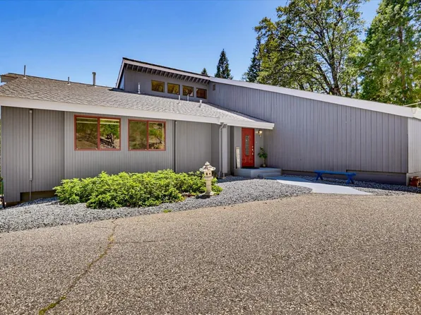 19720 Legacy Ln, Nevada City, CA 95959