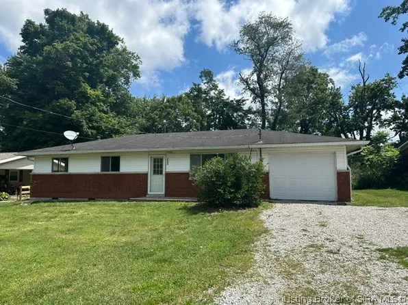 1003 N Hayes Avenue, Salem, IN 47167