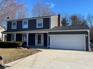 3897 Edinburgh Dr, Youngstown, OH