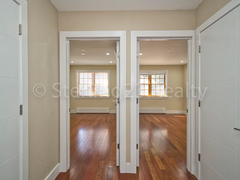 21-08 Steinway St #4 — Photo 20