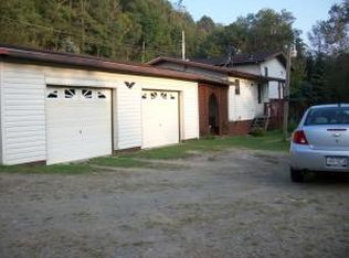 810 Harmony Rd, Punxsutawney, PA 15767