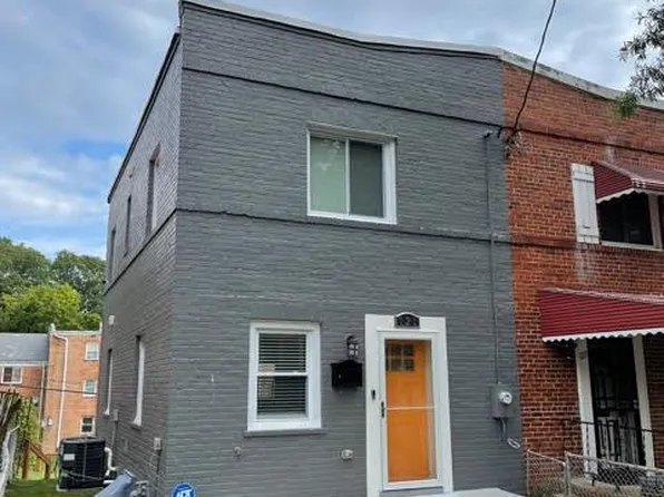 121 Darrington St SW, Washington, DC 20032