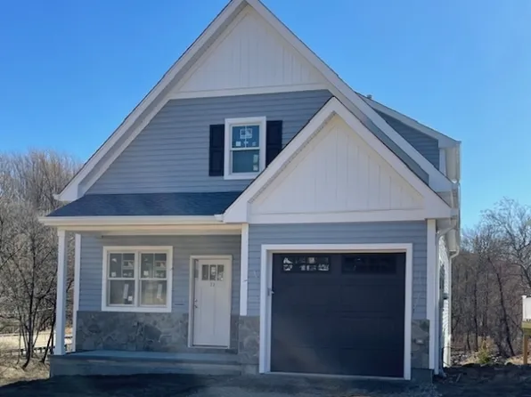 22 Birdie Ln, Boonton Town, NJ 07005