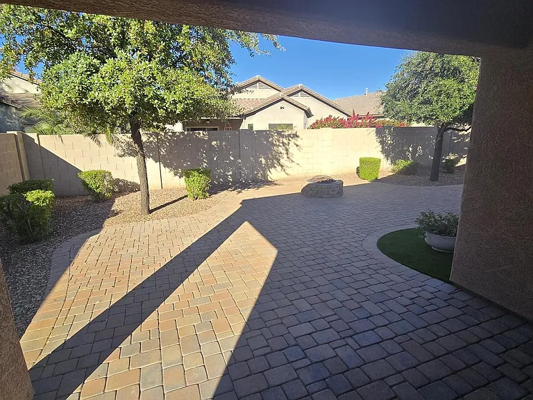 10826 W Avenida Del Rey — Photo 36