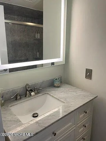 51 Hiering Ave #B-16 — Photo 12
