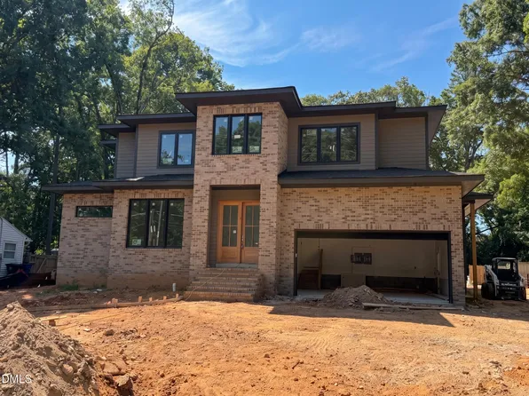 528 Barksdale Dr, Raleigh, NC 27604