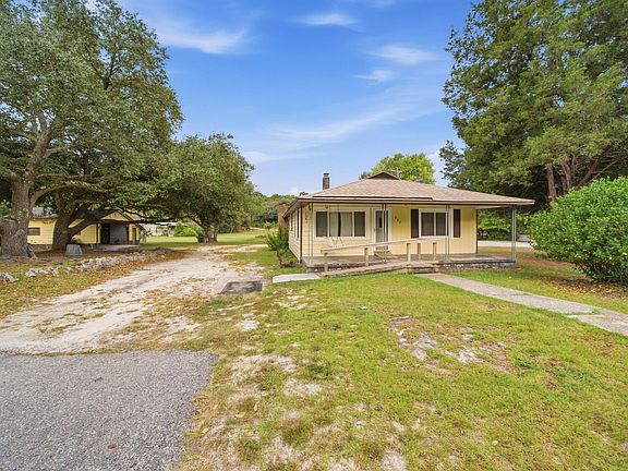 2nd image of 347 Gator Rd
