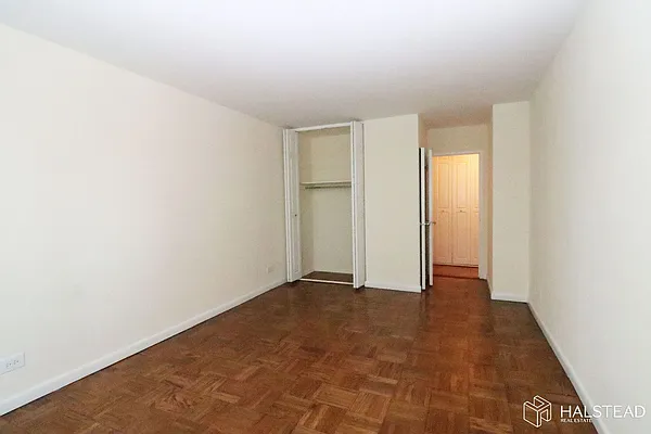 Rented by Halstead Real Estate | media 4