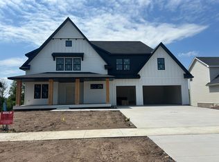 18819 Ixonia Ave, Lakeville, MN 55044