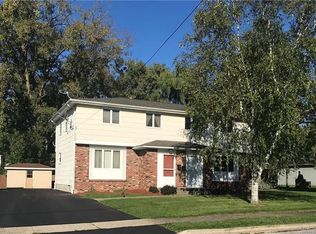 74 Vandenberg Ave #2, Lancaster, NY 14086