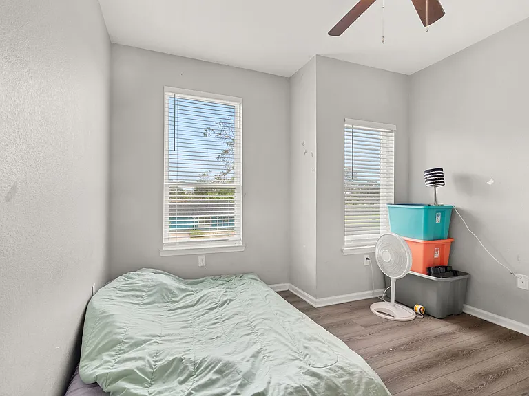 8534 Woodlyn Rd #A — Photo 22