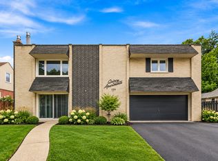 129 W Quincy St APT 1, Westmont, IL 60559