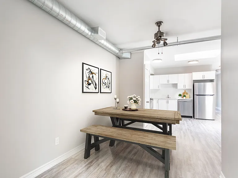 1141 Main St E #2 — Photo 4