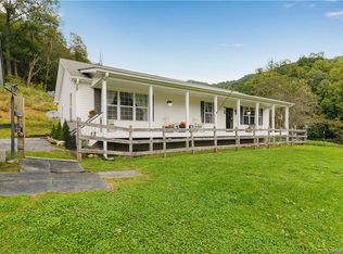 44 Jade Dr, Clyde, NC 28721