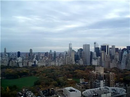 Rented by Sumitomo Real Estate Sales | media 17