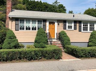 18 Valley St, Wakefield, MA 01880