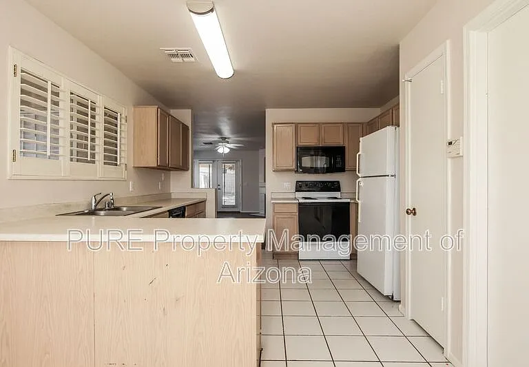 3526 W Questa Dr — Photo 9