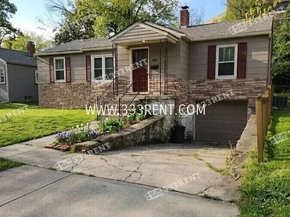 807 E 100th Ter, Kansas City, MO 64131