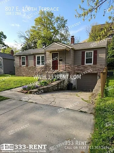 807 E 100th Ter Photo 1