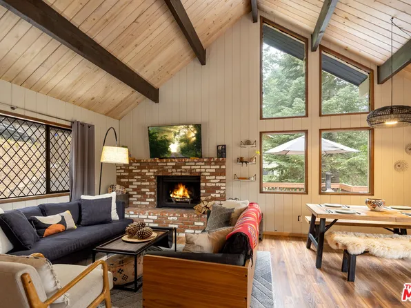 26645 Lake Forest Dr, Twin Peaks, CA 92391