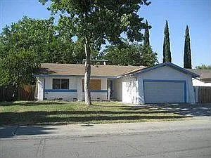 7940 Grandstaff Dr photo 1