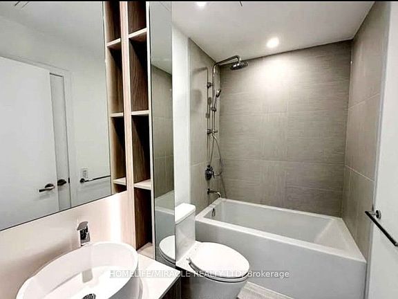 4th image of 28 Ann St #1411