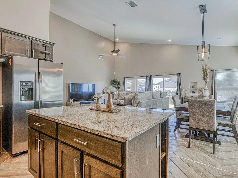 2816 Sammy Cervantes St — Photo 12