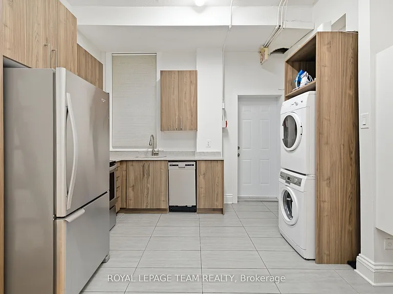 21 York St #1 — Photo 7