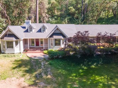 970 Wards Creek Rd, Rogue River, OR, 97537