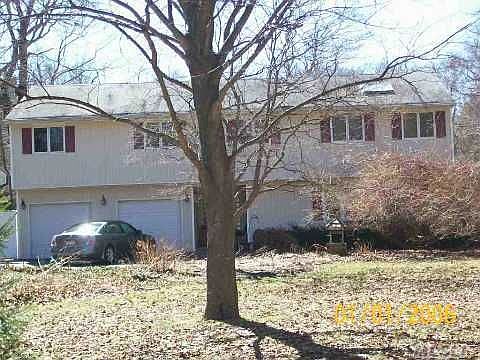 1st image of 78 Hallock Ave