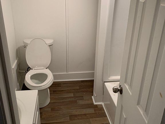 5th image of 1501 Beaumont Ave