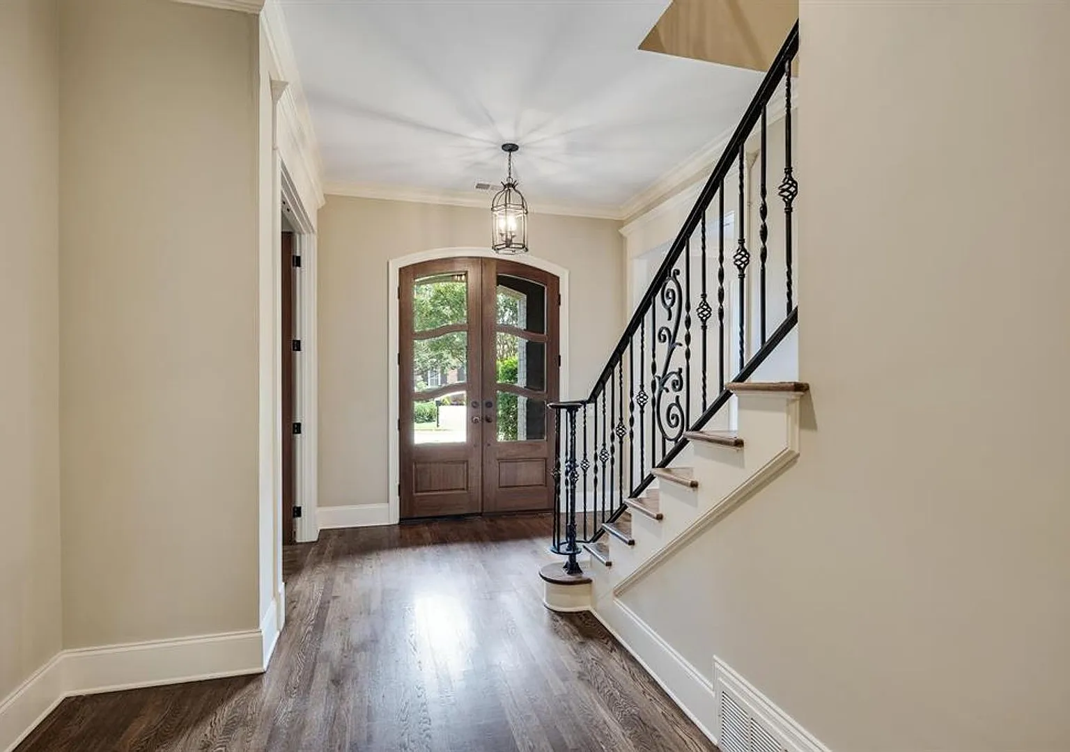 Home For Sale Or Rent Gorgeous Executive Home In Gated Community! — Photo 4