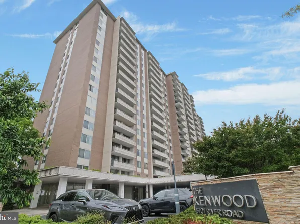 5101 River Rd APT 1615, Bethesda, MD 20816