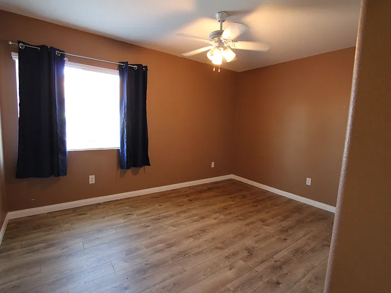 bedroom 3 (2nd floor)