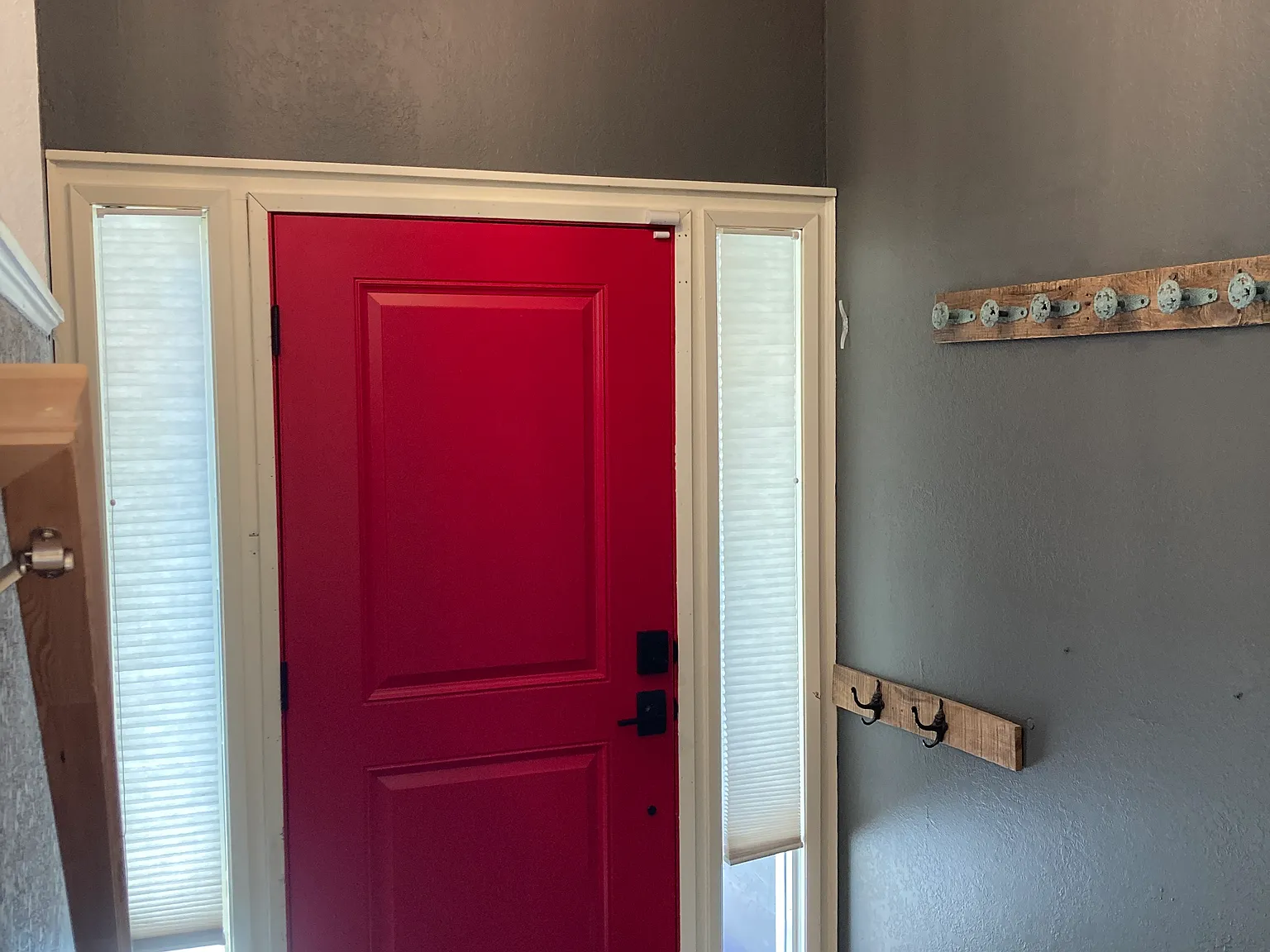 4 bed, 2.5 bath, 1889 sqft, $4,695 — Photo 3