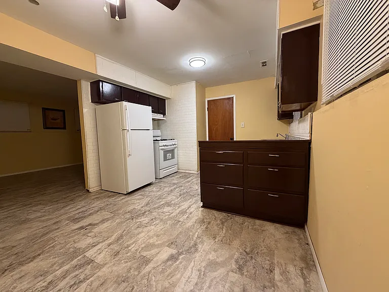 3024 Raskob St — Photo 18