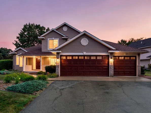 6515 Langer Ln, Lino Lakes, MN 55038