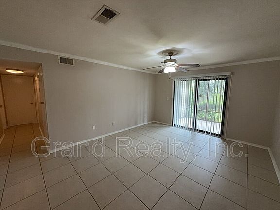 5th image of 2300 W Michigan Ave APT 44