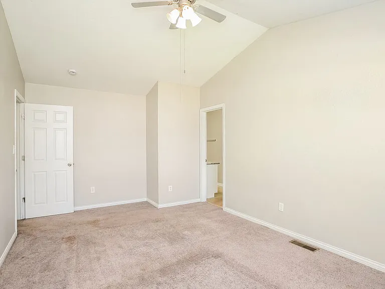 7414 Angus Way — Photo 10