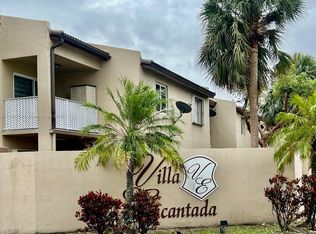 15711 SW 137th Ave APT 201, Miami, FL 33177