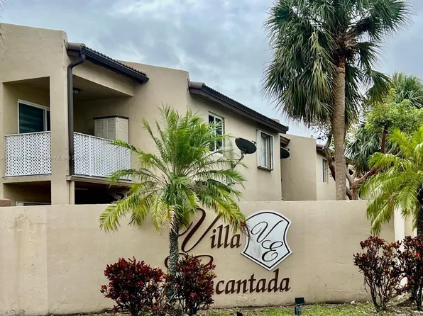 15711 SW 137th Ave APT 201, Miami, FL 33177