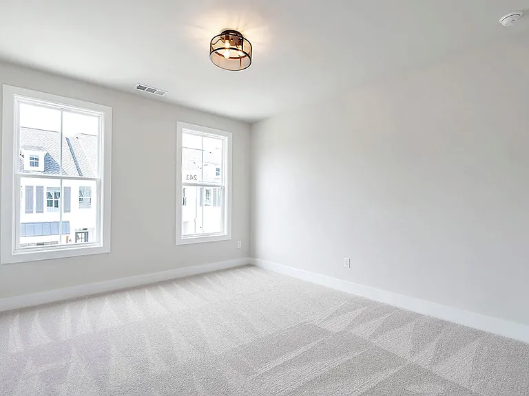 1258 Winterhaven Dr — Photo 25