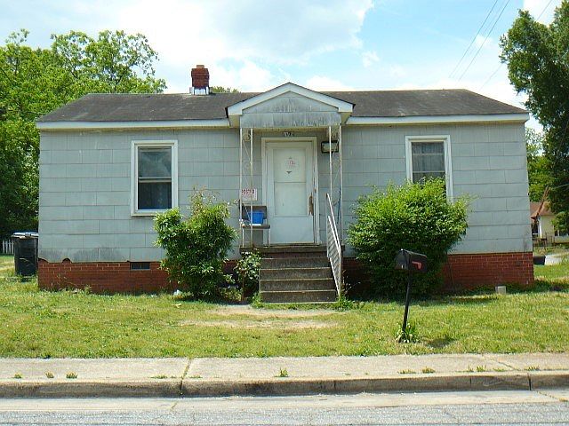2nd image of 1605 Tribble St
