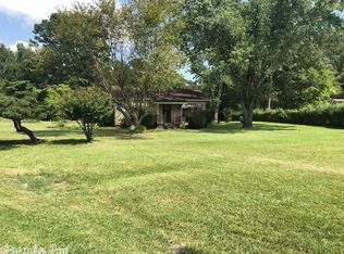12215 Mona Ln, Little Rock, AR 72206