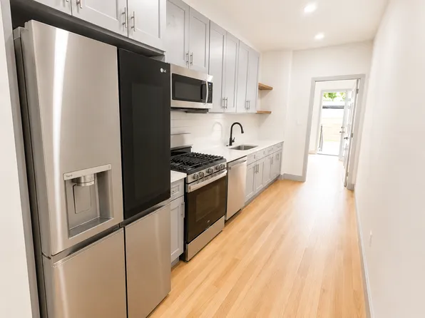 1726 Summerfield Street image 1 of 19