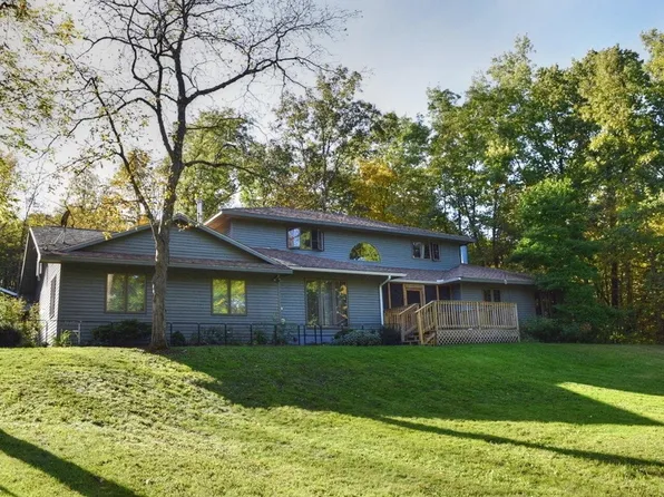 1354 Roscoe Road, Charlotte, VT 05445